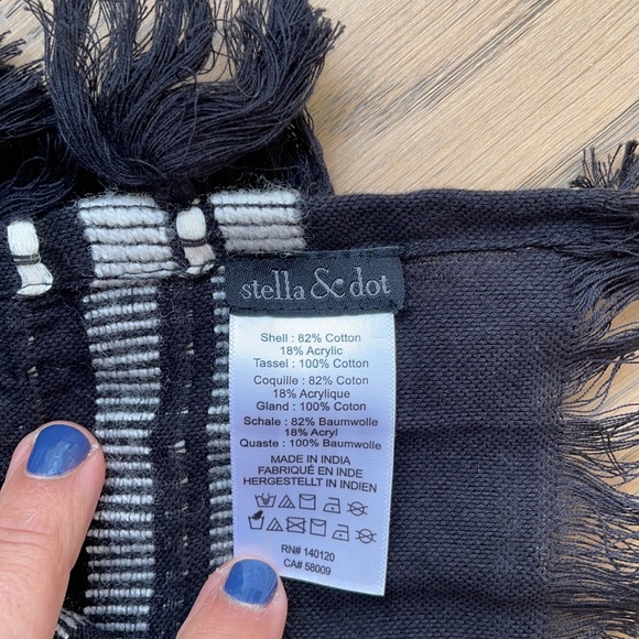 Scarf bundle - Picture 2 of 4